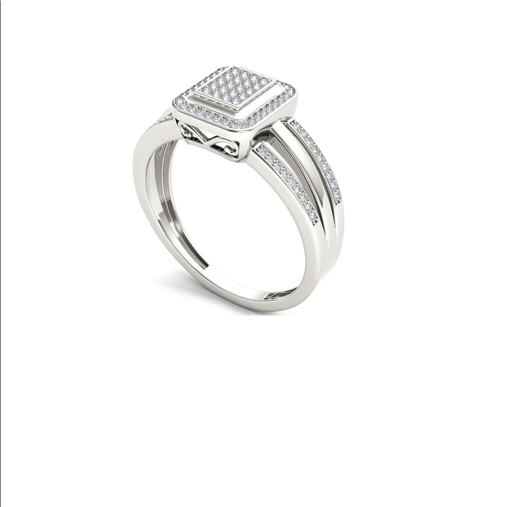DIAMOND ENGAGEMENT RING - Picture 2 of 6